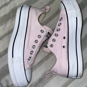 Women’s platform converse